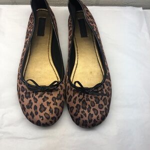 American Eagle leopard flats size 9.5
